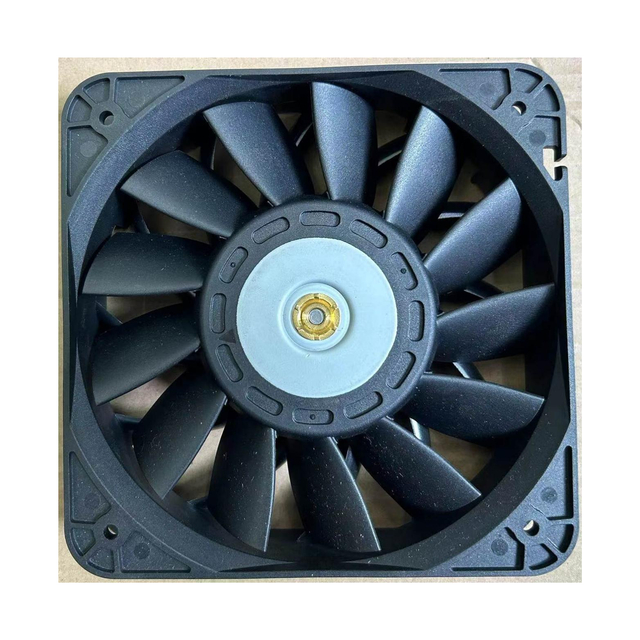 150&times;150&times;38mm DC Fan