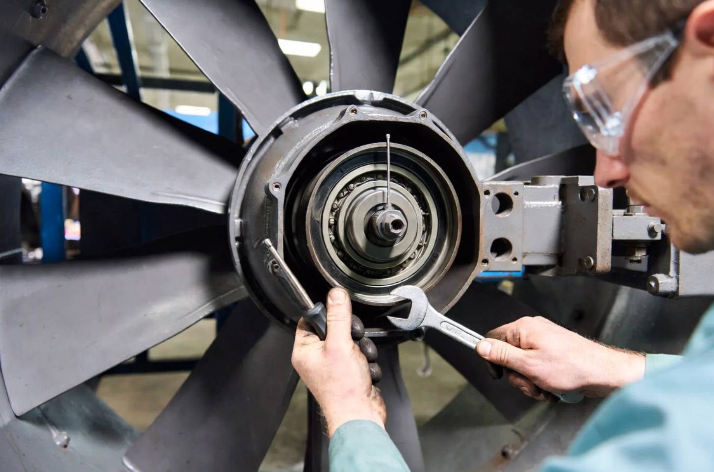 Fan Bearing Inspection